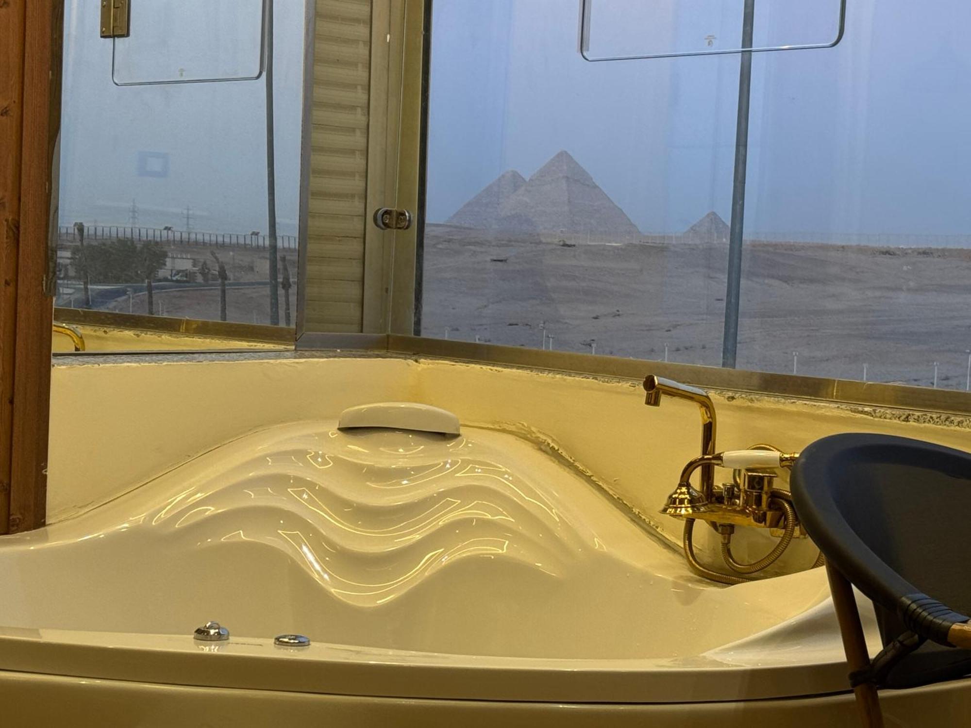 White Pyramids Inn Nazlat as Sammān المظهر الخارجي الصورة
